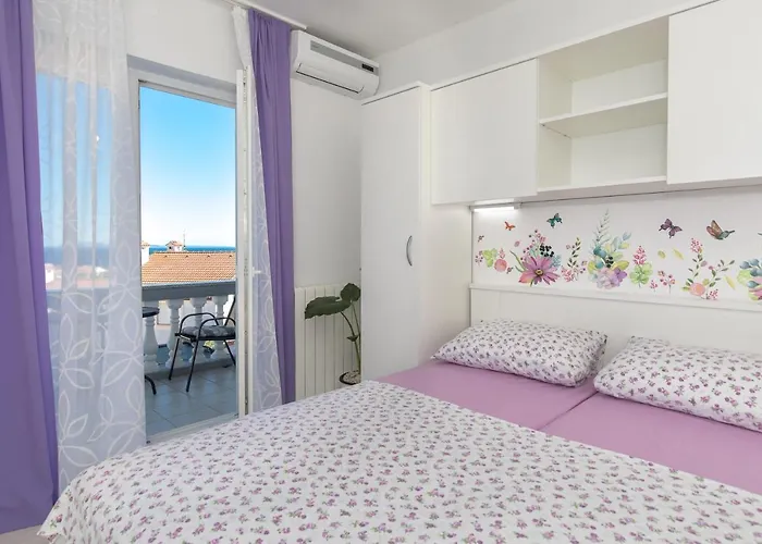 Apartment & Rooms Ivica Krk Town