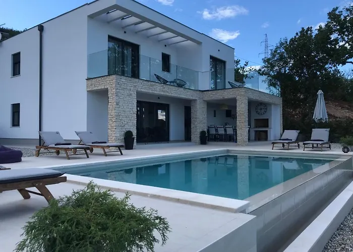 Boetiek Villa Askim Prestige Opatija