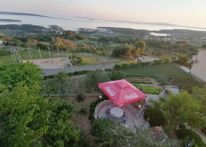 Apartmani Andelo I Ruzica Mundanije