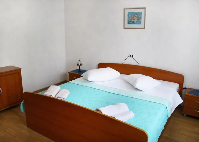 Apartment Pahljina Rab Town