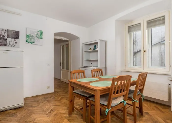 Main Square - Lloyd Apartment Fiume che accetta animali
