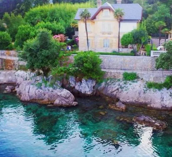 Villa By The Sea Opatija