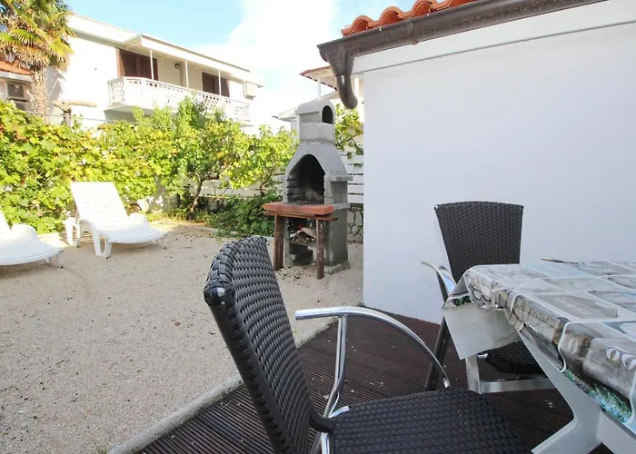 Apartments And Rooms With Parking Space Baska - Krk - 19215