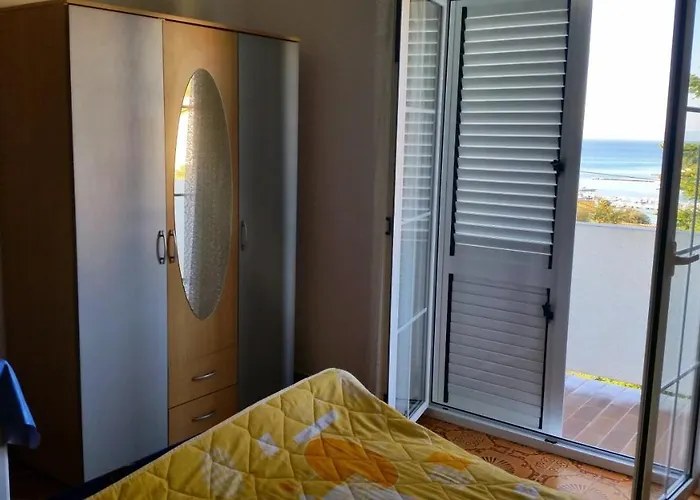 Kuca Carmen Hotel Rab Town