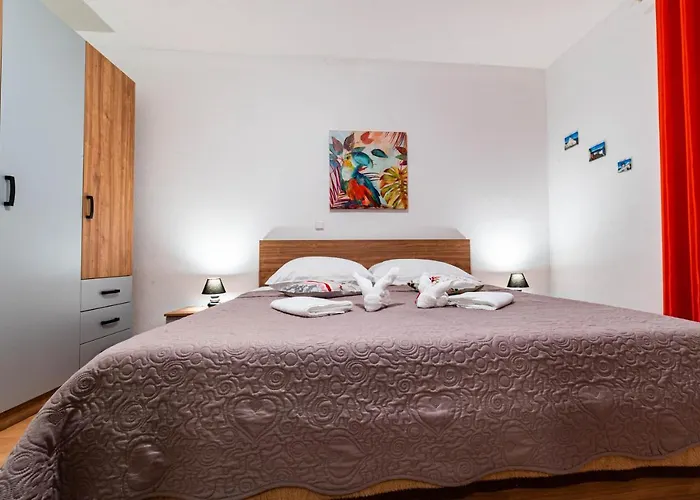 Pet friendly Apartment Milica Rab Town