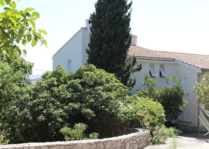 Boetiek Apartments Pinewood Villa Krk Town