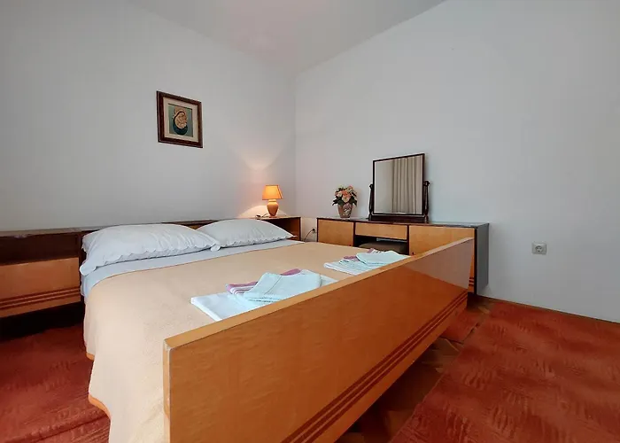 Apartments Marija Selce