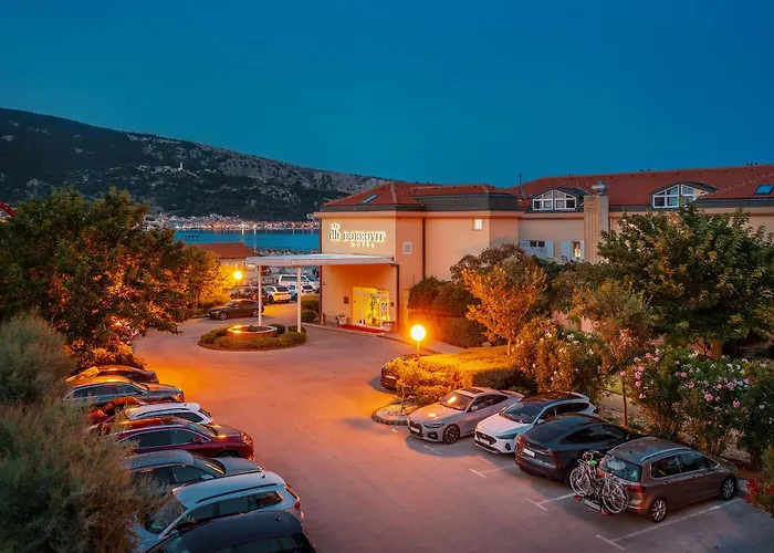 Hotel Dobrovit Baška