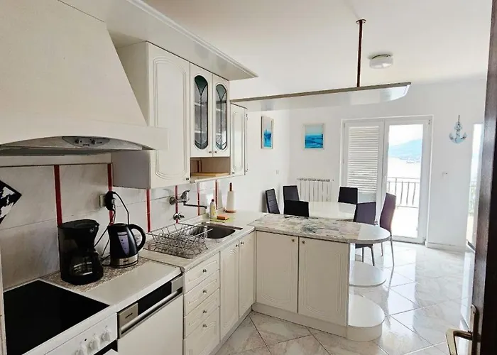 El Privado Villa Family House Opatija