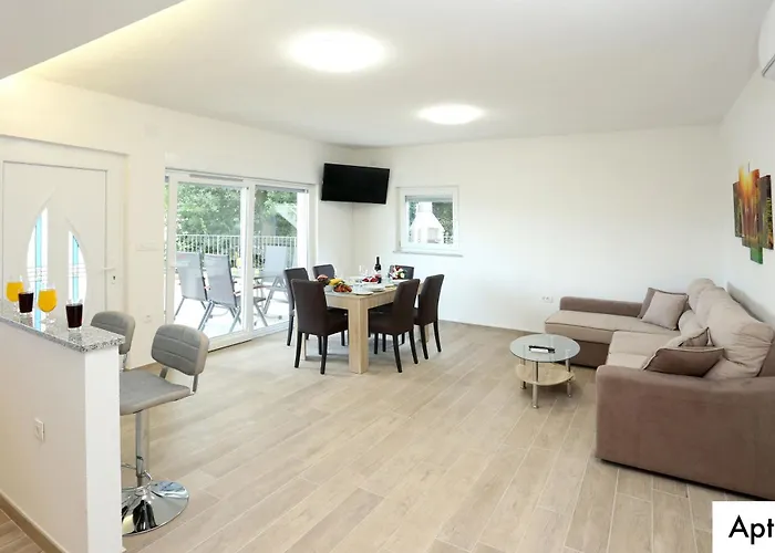 Boetiek Villa Dragi With Pool, Sauna, & Whirlpool Opatija