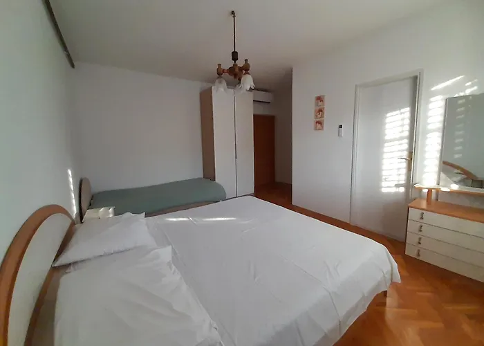 Rooms Biserka Baška