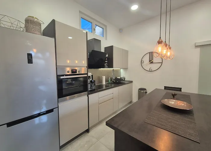 Superior Seaview Apartment Abbazia