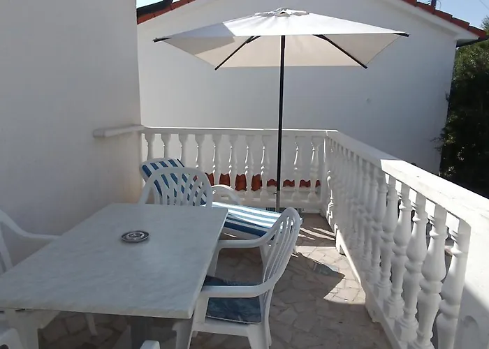 Apartments And Rooms Lanca Banjol