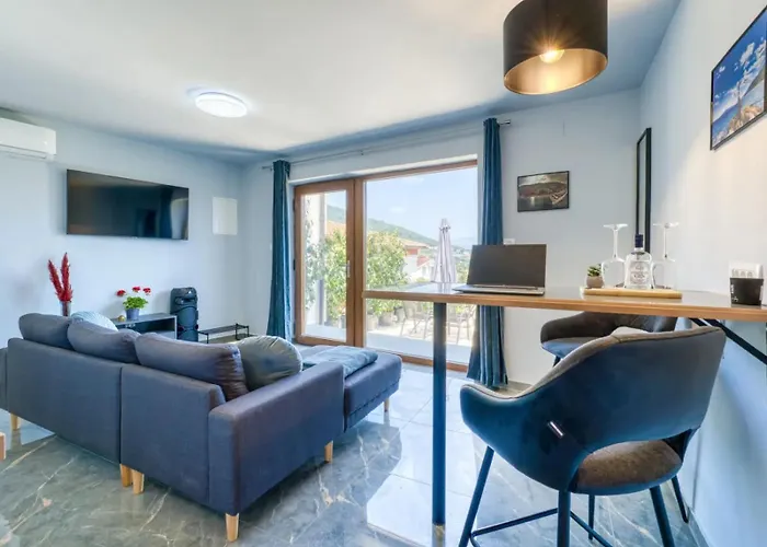 Perla Apartments Opatija - Apartments With Sea View