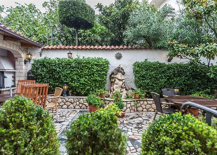 Ferienhaus Stefi Selce Hotel
