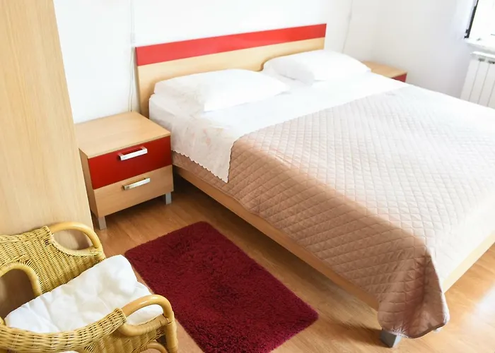Rooms Ljubica Cres
